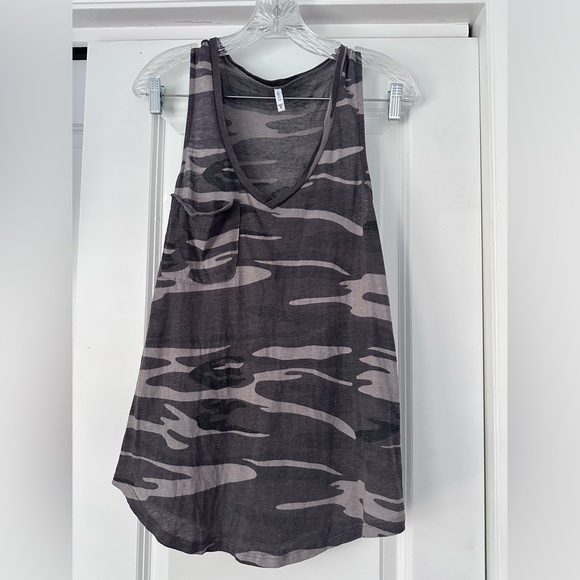 Z Supply Tops - Z Supply Gray Camo Tank Top